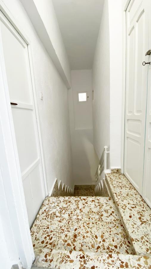 23-08-2021_Top Floor Hallway.jpg